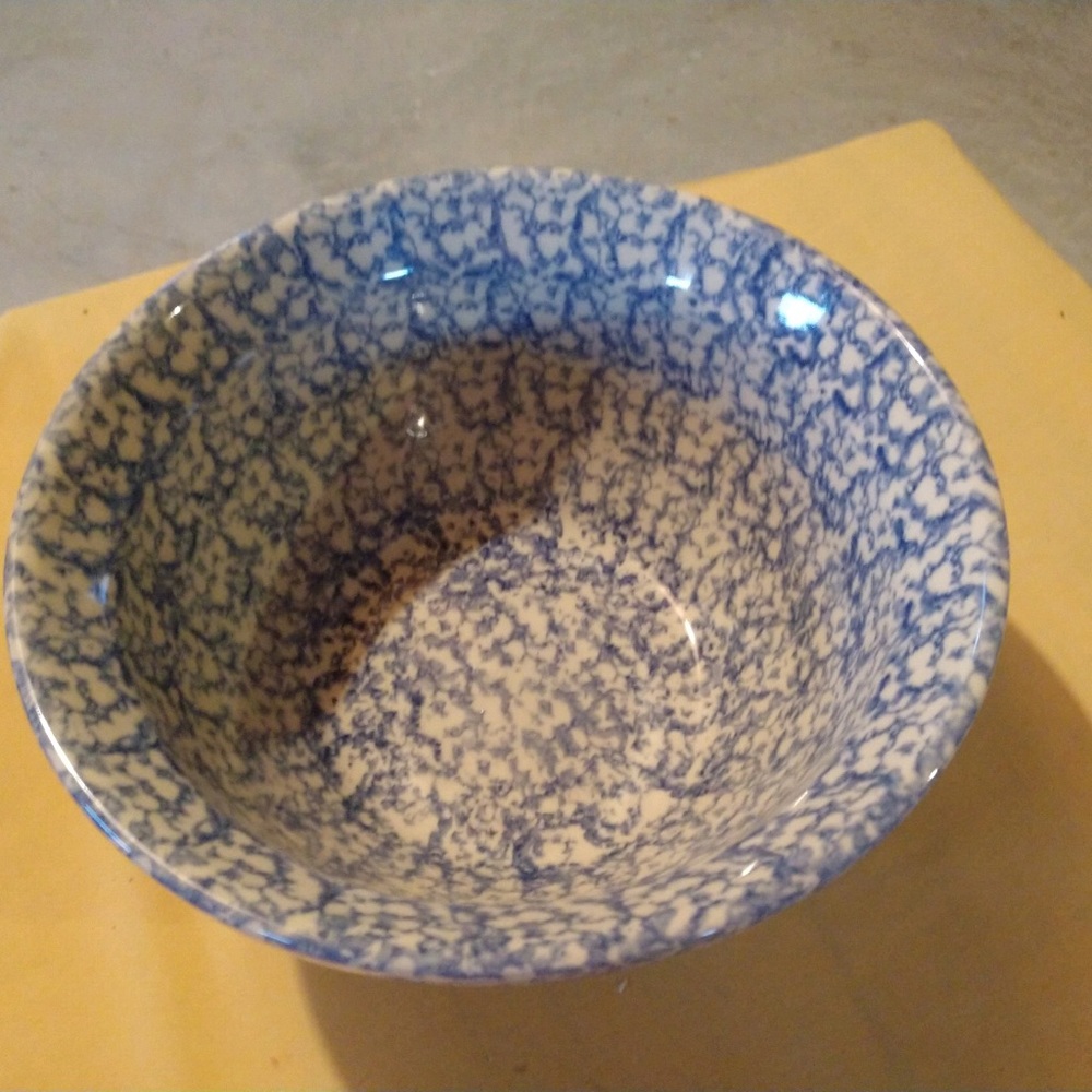 Henn Pottery - Picture 4 of 6